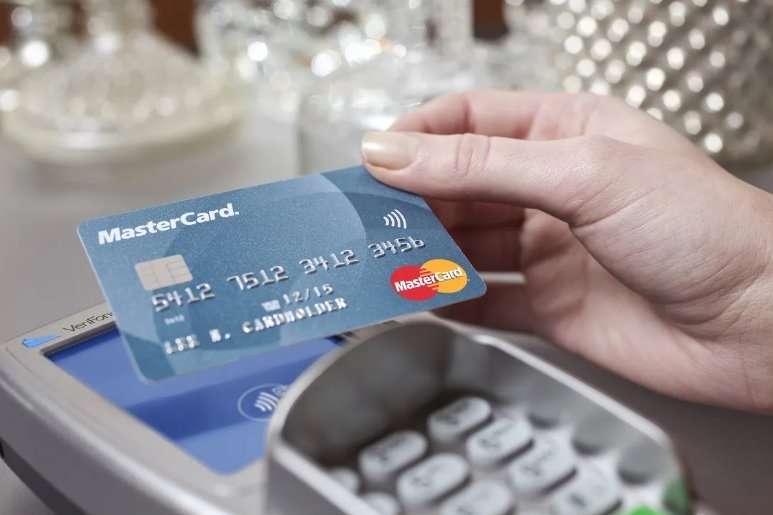 La medida de Mastercard es un paso positivo para mejorar la seguridad de las transacciones.
