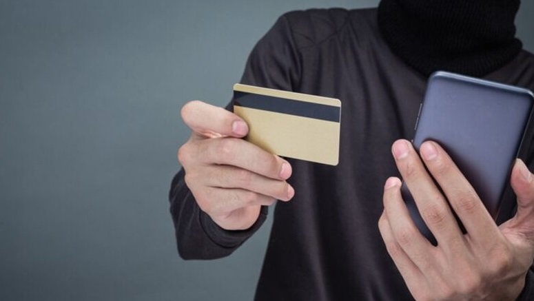 En caso de ser víctima de un fraude, los clientes de los bancos deben denunciarlo ante la Condusef.