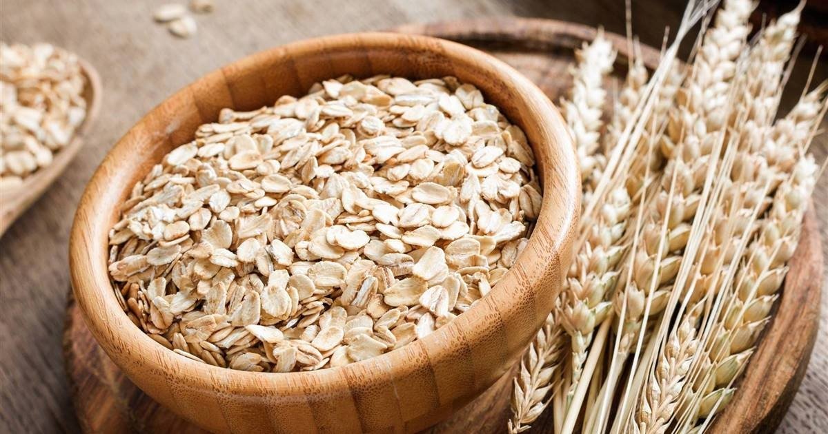 La avena es un alimento nutritivo y saludable que puede aportar numerosos beneficios para la salud.