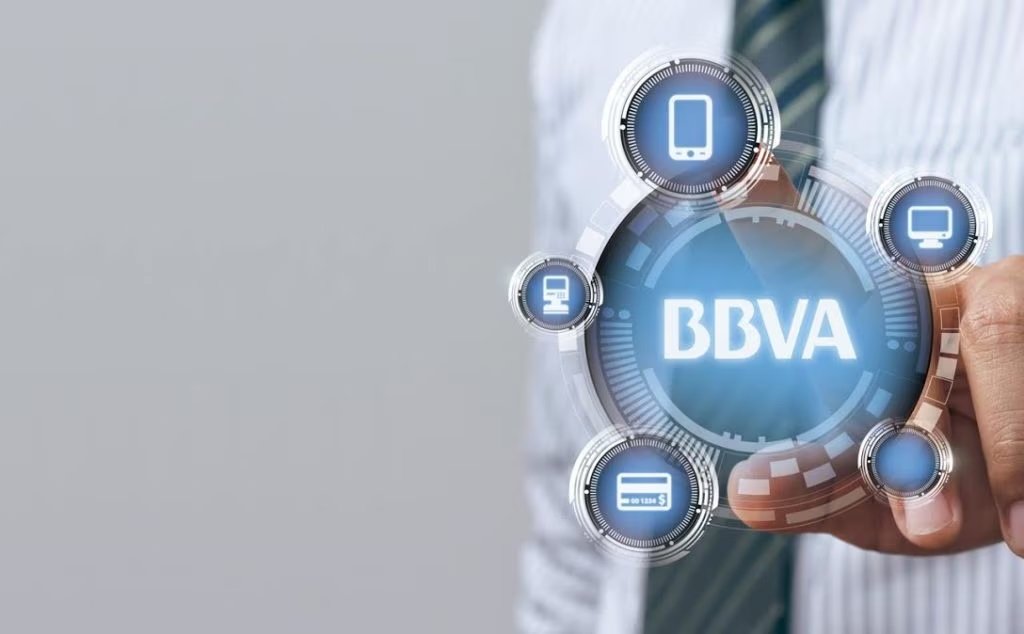 La transformación digital de BBVA representa un avance significativo en la banca, ofreciendo comodidad y eficiencia a sus cliente