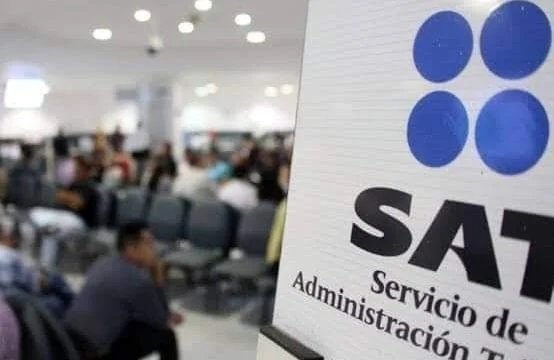 ¿Cuánto dinero puedes tener en una tarjeta de débito sin ser investigado por el SAT?