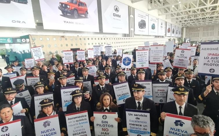 Trabajadores de Aeroméxico han denunciado que existe un desinterés por parte de la directiva de la aerolínea para alcanzar un acuerdo.
