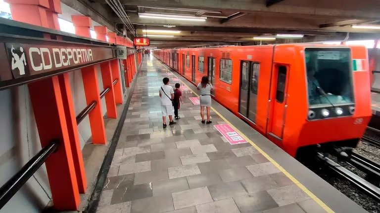 La Línea 9 del Metro de la Ciudad de México reanudó sus operaciones en su totalidad el martes 10 de septiembre después de una extensa obra de renivelación.