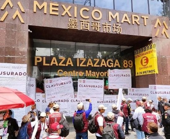 Ante las recientes amenazas del presidente electo de Estados Unidos, Donald Trump, sobre la imposición de aranceles a China, se registró un golpe a una plaza china en la Ciudad de México.