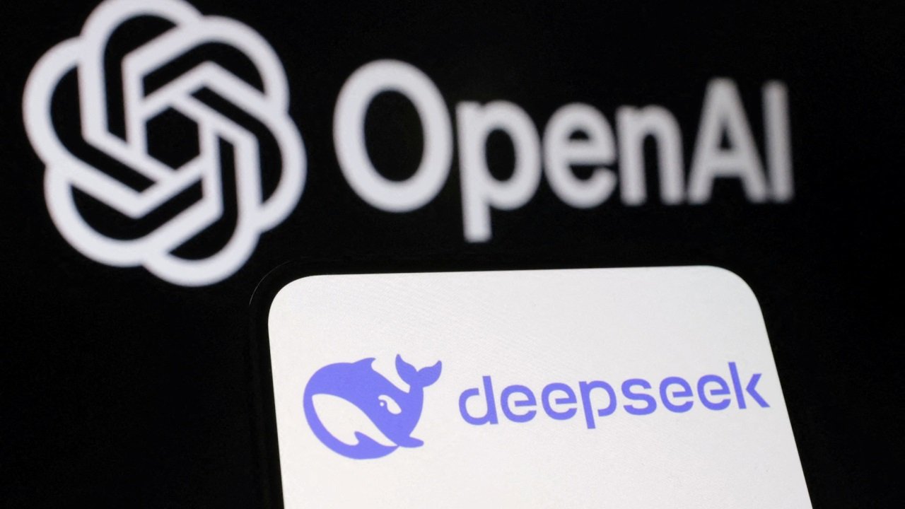 OpenAI alega que DeepSeek utilizó la información generada por su chatbot, ChatGPT.